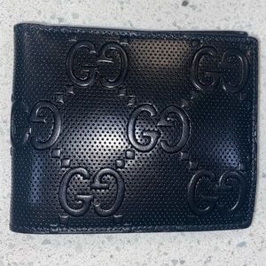 Gucci logo signature wallet